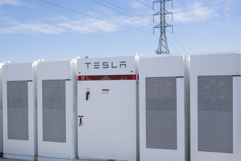 Risultati immagini per tesla largest world battery